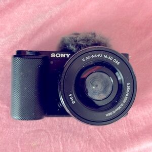 Sony camera Zve-10